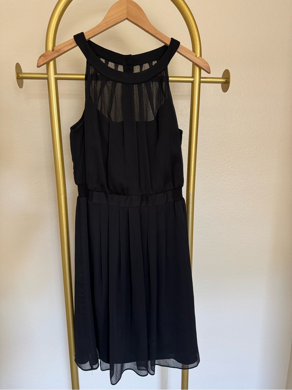 White House Black Market Black Chiffon Fit & Flare Knee Length Dress Sz 4